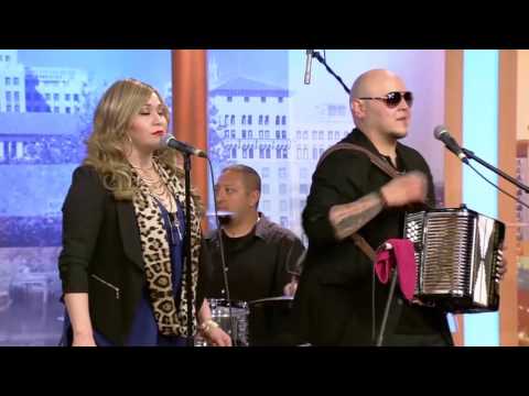 Uforia Lounge: Jimmy Gonzalez y Grupo Mazz